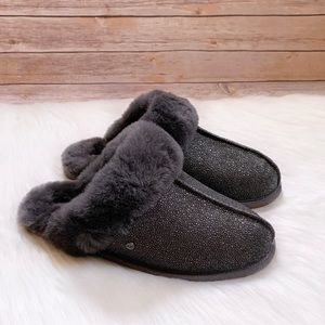 Ugg Slippers Scuffette 